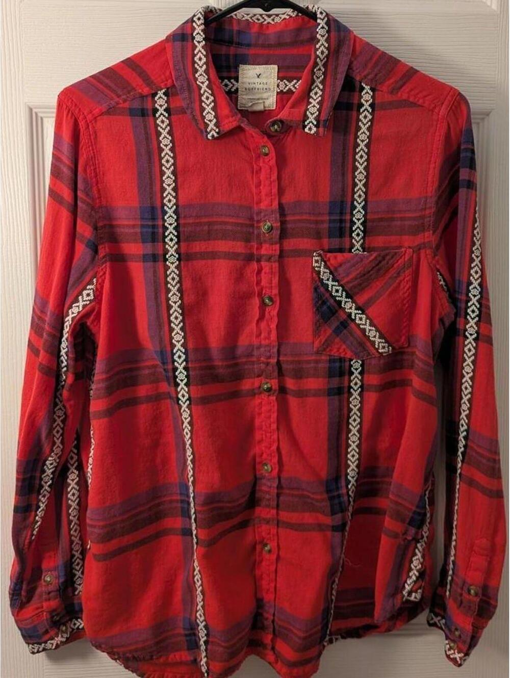 Sz.L American Eagle Vintage Boyfriend Plaid Aztec Long Sleeve Button Up Shirt